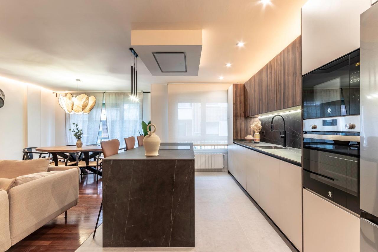 New! Lovely 4-Bedroom Loft In บิลเบา ภายนอก รูปภาพ