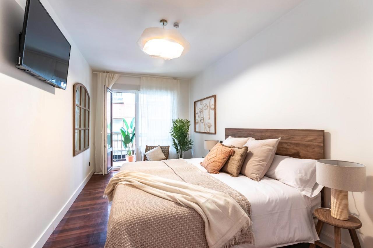 New! Lovely 4-Bedroom Loft In บิลเบา ภายนอก รูปภาพ