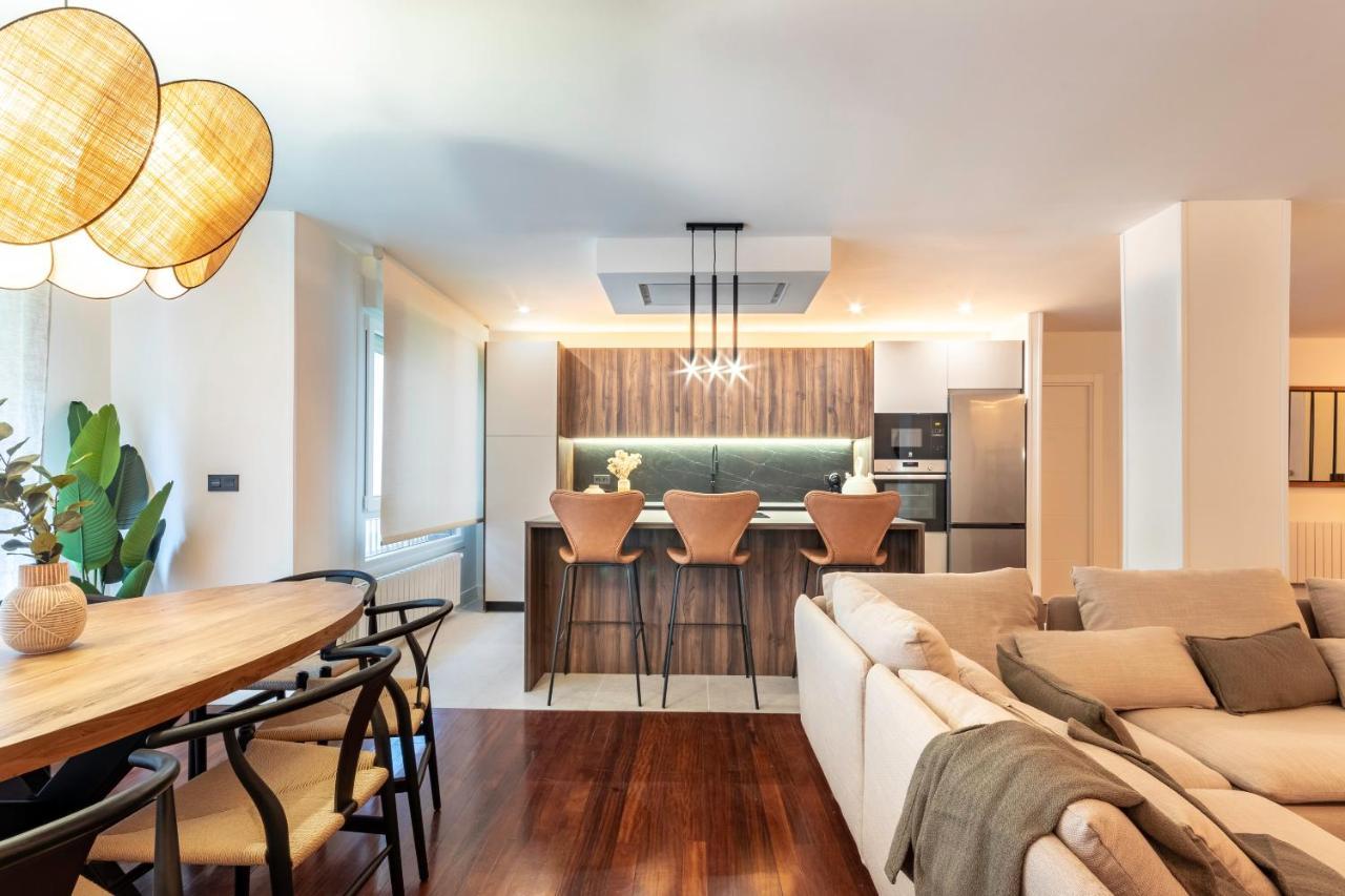 New! Lovely 4-Bedroom Loft In บิลเบา ภายนอก รูปภาพ